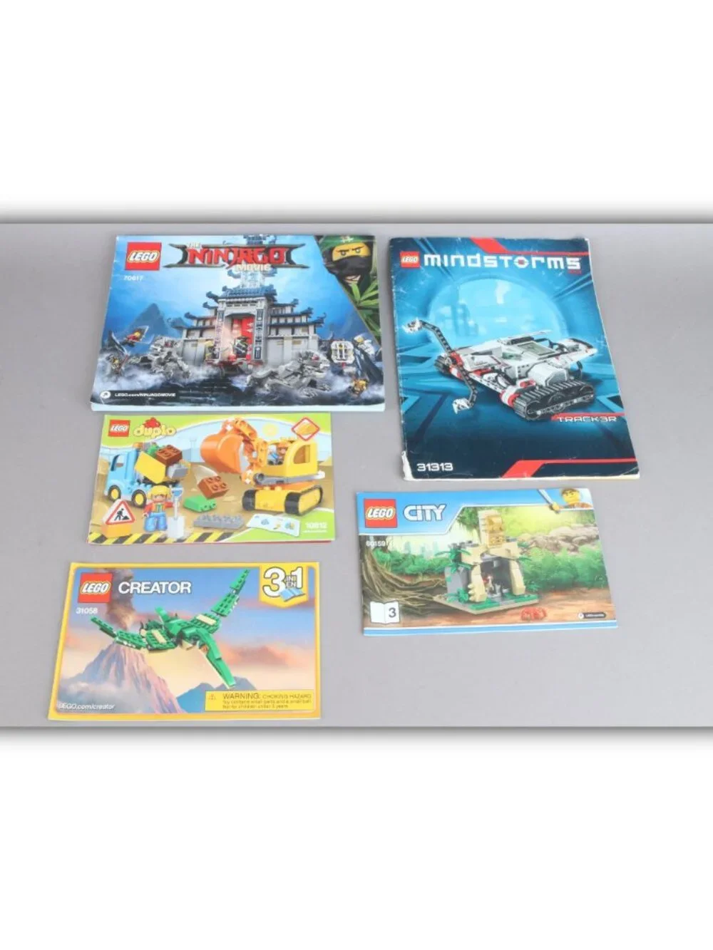 Large lot of LEGO manuals and instruction booklets YOU GET EVERYTHING PICTURED